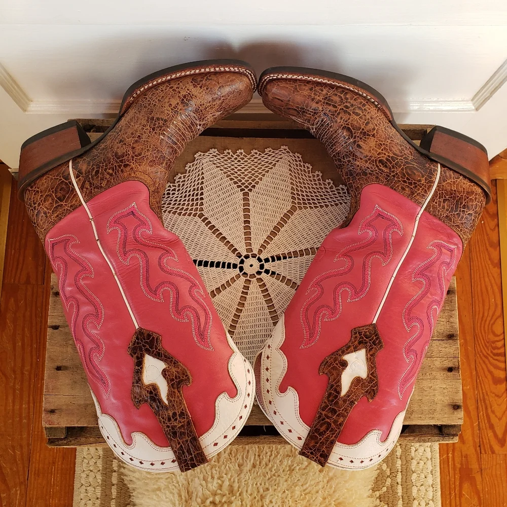 **SOLd*💗💫Ariat Vintage Cowgirl 🌸Barbie Pink🌸 Crossfire Caliente💫💗  8.5B - Picture 10 of 14